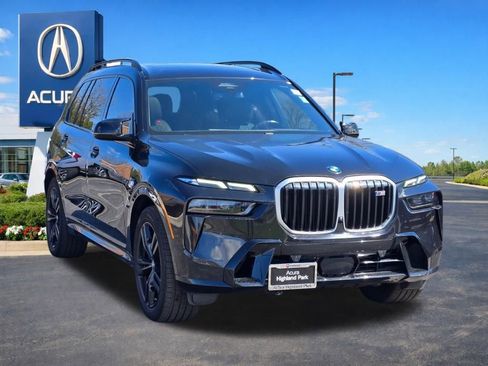 Used 2024 BMW X7 M60i w/ Executive Package image 7