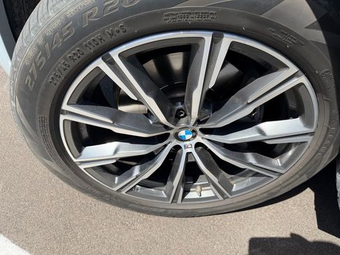 Certified 2024 BMW X6 xDrive40i w/ Premium Package AWD/4WD image 9