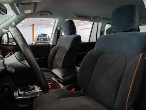 Used 2018 Nissan Armada SV w/ Driver Package RWD image 16