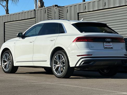 Used 2023 Audi Q8 Premium Plus w/ Premium Plus Package image 3