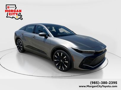 Used 2025 Toyota Crown Platinum