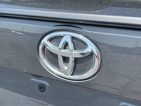 Used 2019 Toyota RAV4 XLE w/ Convenience Package AWD/4WD image 34