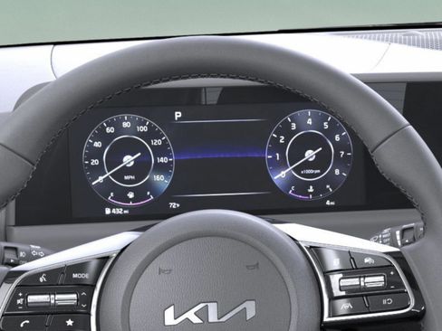New 2026 Kia Seltos EX FWD image 16