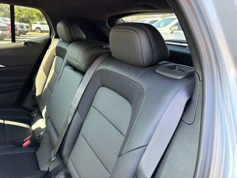 New 2026 Chevrolet Equinox EV LT image 27