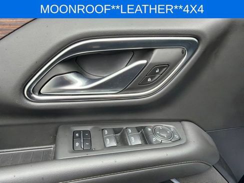 Used 2022 Chevrolet Suburban High Country AWD/4WD image 23
