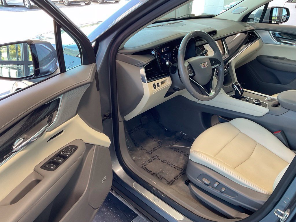 Used 2021 Cadillac XT6 Premium Luxury AWD/4WD image 9