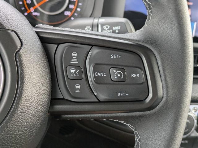 Used 2025 Jeep Gladiator Sport AWD/4WD image 18