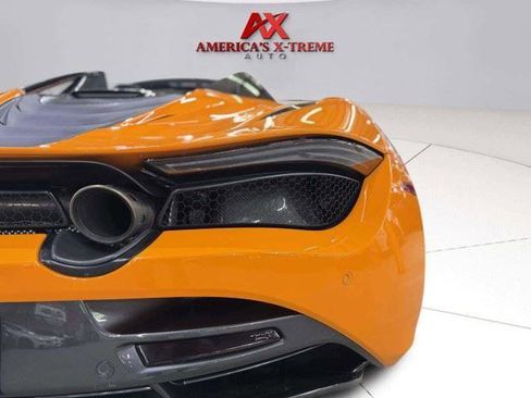 Used 2021 McLaren 720S Spider RWD image 25
