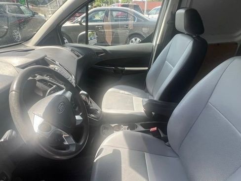 Used 2017 Ford Transit Connect XL FWD image 8