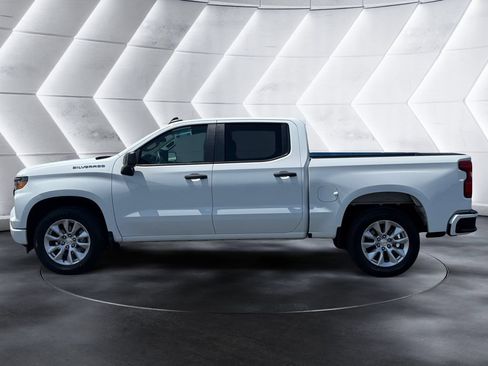 Certified 2023 Chevrolet Silverado 1500 Custom RWD image 2