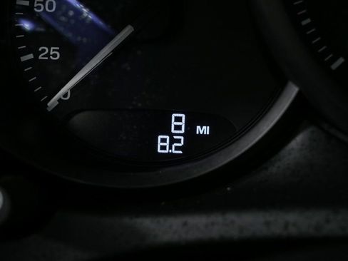 New 2026 Porsche Macan image 12