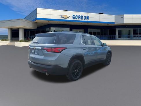 Used 2023 Chevrolet Traverse LT FWD image 6