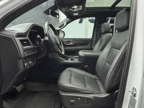 Used 2022 Chevrolet Suburban RST w/ Luxury Package AWD/4WD image 20