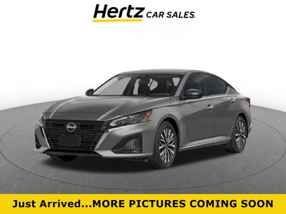 Used 2025 Nissan Altima 2.5 SV