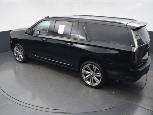 Certified 2026 Cadillac Escalade ESV Sport w/ Touring Package image 42