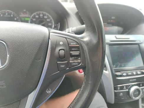 Used 2017 Acura TLX V6 w/ Technology Package FWD image 6