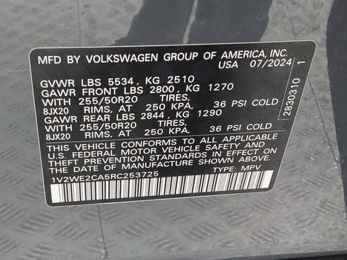 Used 2024 Volkswagen Atlas Cross Sport SE image 22