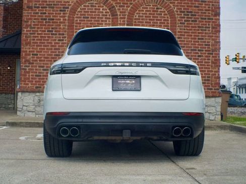Used 2021 Porsche Cayenne S image 6