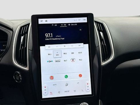 Certified 2024 Ford Edge SEL w/ Convenience Package image 12