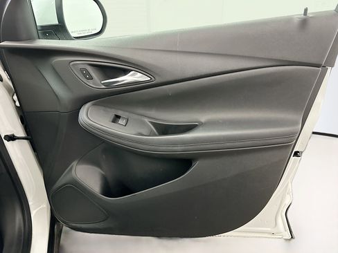 Used 2023 Buick Encore GX Preferred w/ Cold Weather Comfort Package image 33