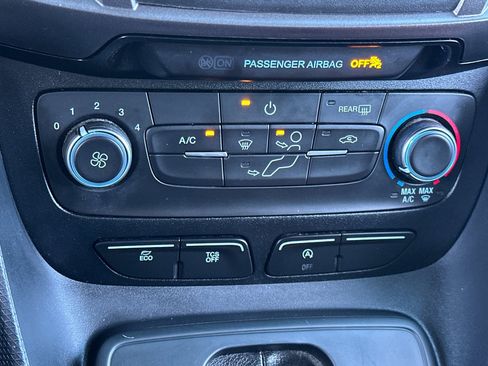 Used 2020 Ford Transit Connect XL FWD image 18