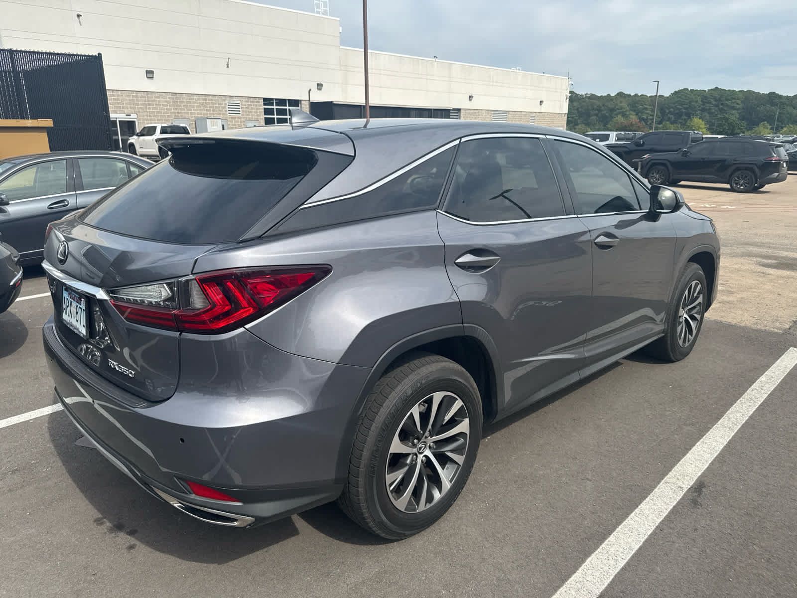 Used 2020 Lexus RX 350 FWD w/ Accessory Package image 4