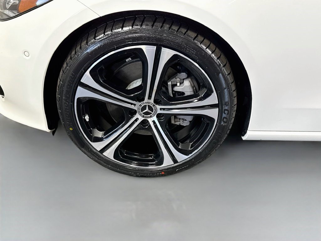 Used 2024 Mercedes-Benz C 300 Sedan image 37