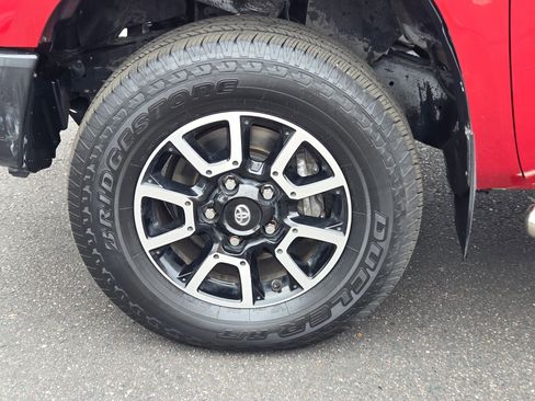 Used 2017 Toyota Tundra SR image 10