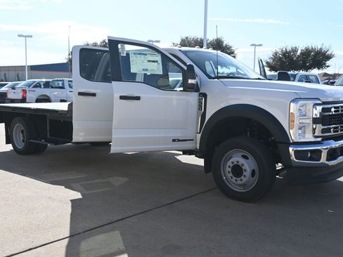 New 2026 Ford F550 2WD Crew Cab image 20