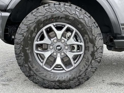 Used 2025 Ford Bronco Badlands AWD/4WD image 6