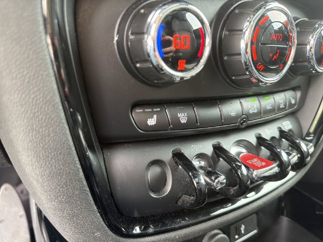 Used 2020 MINI Cooper Clubman S w/ Premium Package FWD image 31