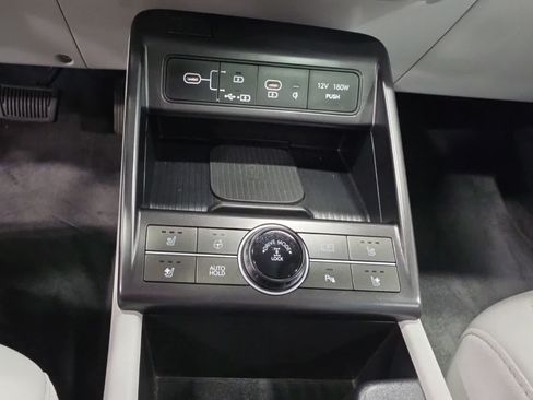 Used 2024 Hyundai Kona Limited AWD/4WD image 26