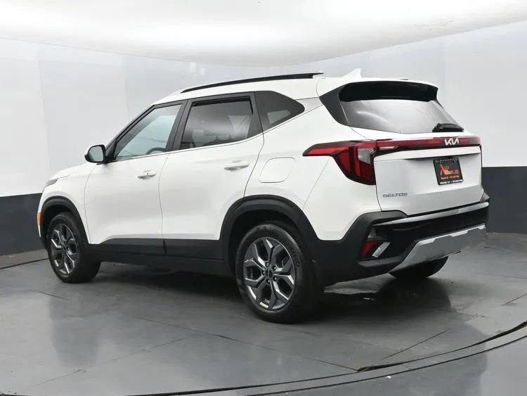 Used 2024 Kia Seltos S AWD/4WD image 7
