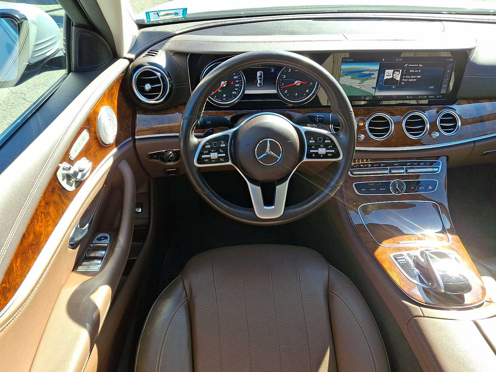 Used 2019 Mercedes-Benz E 300 4MATIC image 13