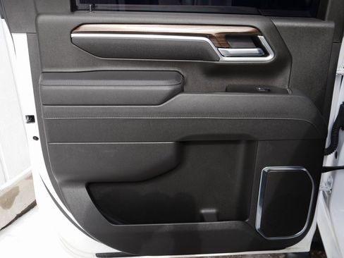 Used 2025 Chevrolet Silverado 2500 LT w/ Trail Boss Package image 30