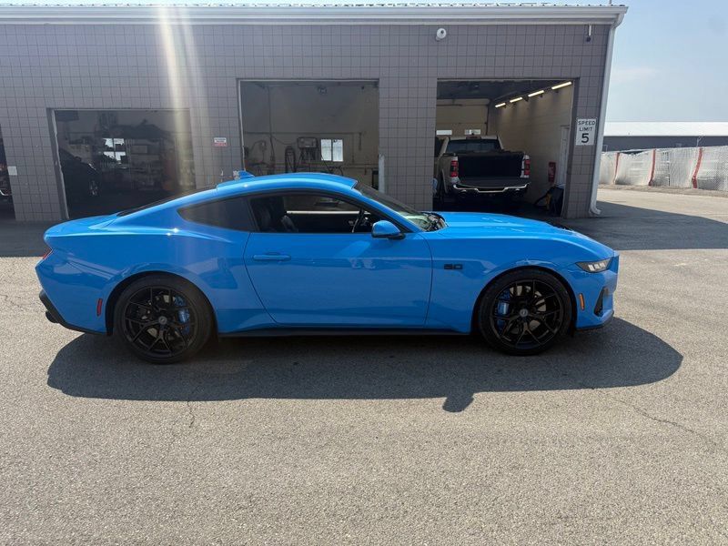 Used 2024 Ford Mustang GT Premium RWD image 16