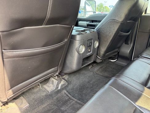 Used 2012 Ford F250 Lariat w/ Chrome Pkg AWD/4WD image 12