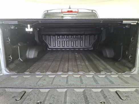 Used 2024 GMC Canyon AT4X image 29