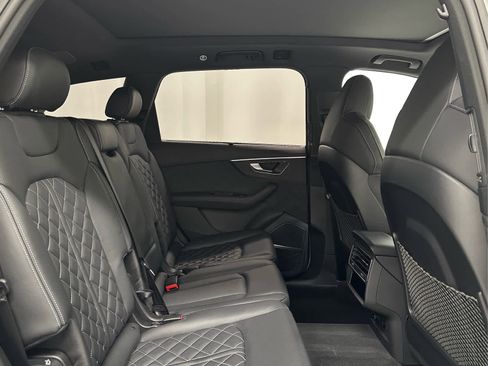 Used 2023 Audi SQ7 Prestige image 22