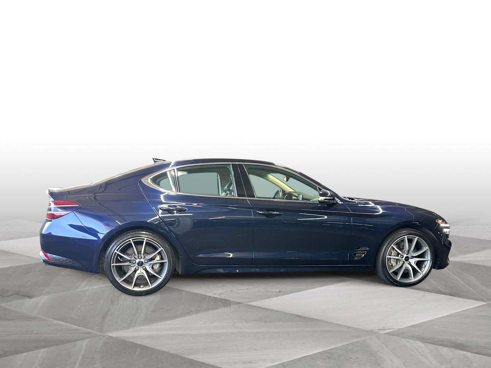Used 2026 Genesis G70 2.5T Prestige RWD image 9