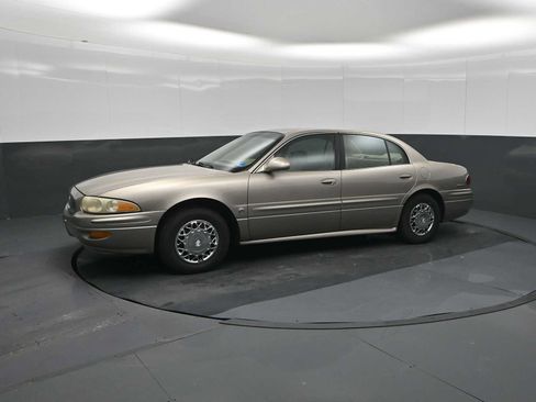 Used 2002 Buick Le Sabre Custom FWD image 3