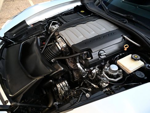 Used 2015 Chevrolet Corvette Stingray Coupe w/ 2LT Preferred Equipment Group image 45