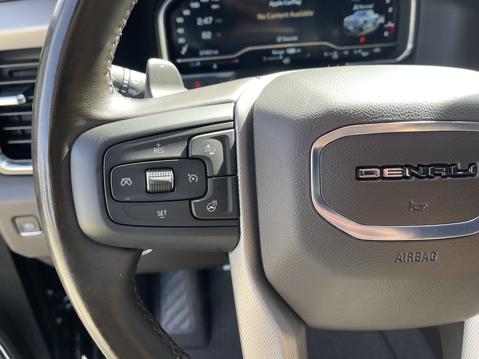 Used 2024 GMC Sierra 1500 Denali w/ Technology Package AWD/4WD image 25