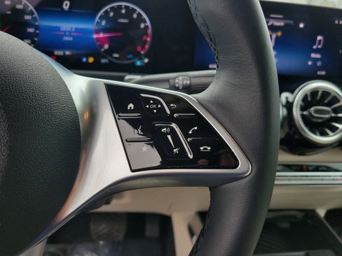 Certified 2026 Mercedes-Benz GLB 250 image 24