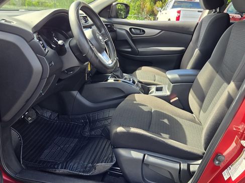 Used 2021 Nissan Rogue Sport S FWD image 9
