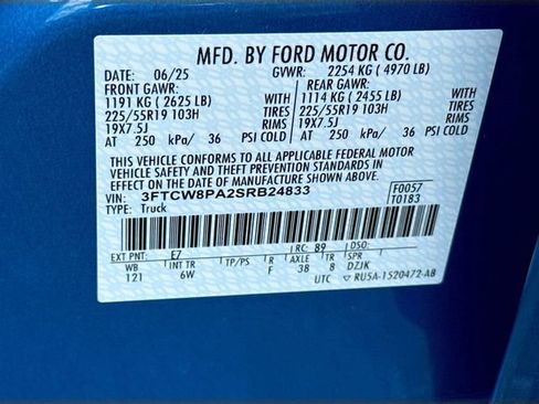 Used 2025 Ford Maverick Lobo AWD/4WD image 42