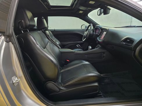 Used 2015 Dodge Challenger SXT Plus image 11