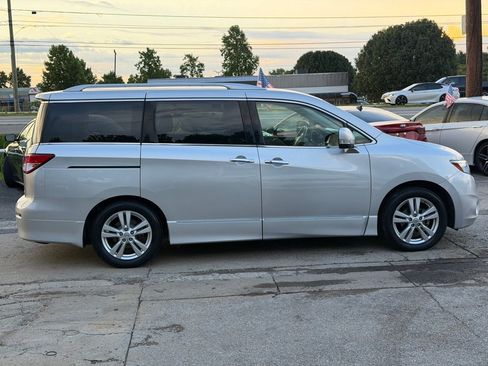 Used 2011 Nissan Quest SL FWD image 4