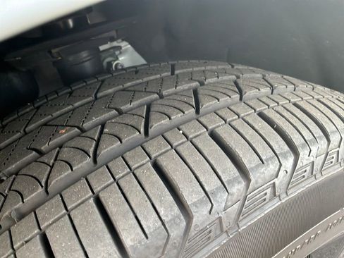 Used 2025 Lincoln Corsair FWD w/ Equipment Group 101A image 21