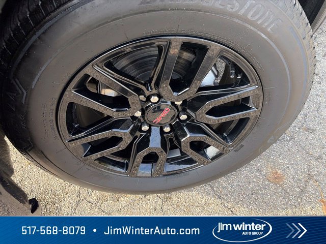 Used 2024 GMC Sierra 1500 Elevation AWD/4WD image 3